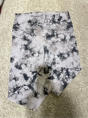 lululemon athletica Gray and Black Marble-Print Leggings